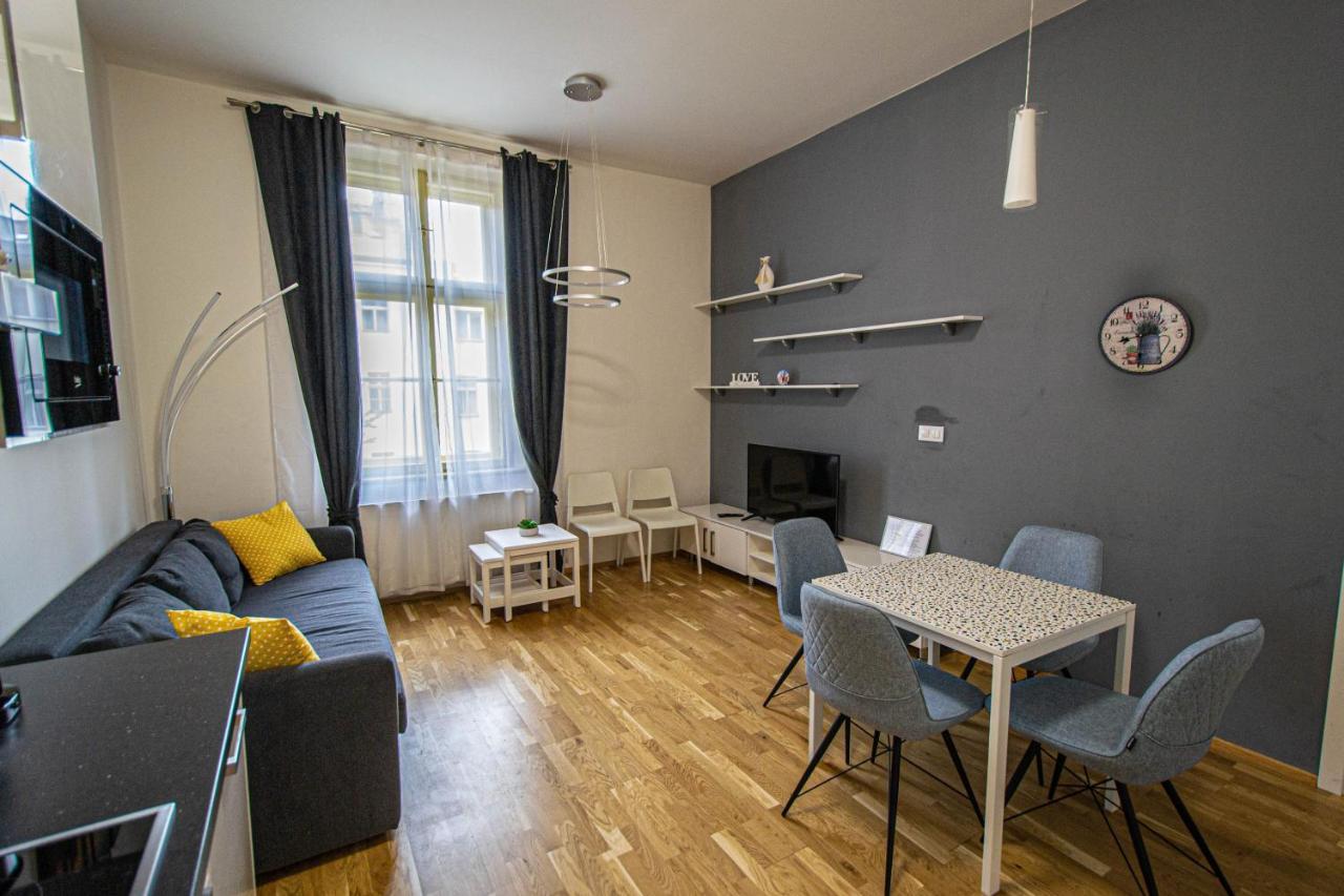 Stylish Apartment In Prague Best Gastronomic Area 外观 照片